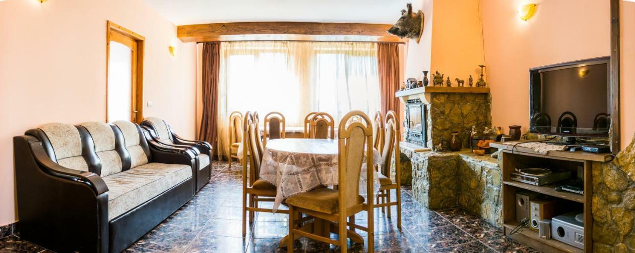 Casa Rares Sucevita Esterno foto