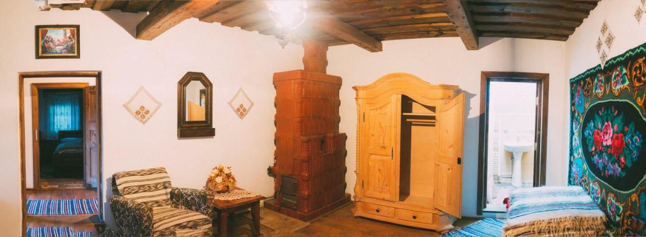 Casa Rares Sucevita Esterno foto
