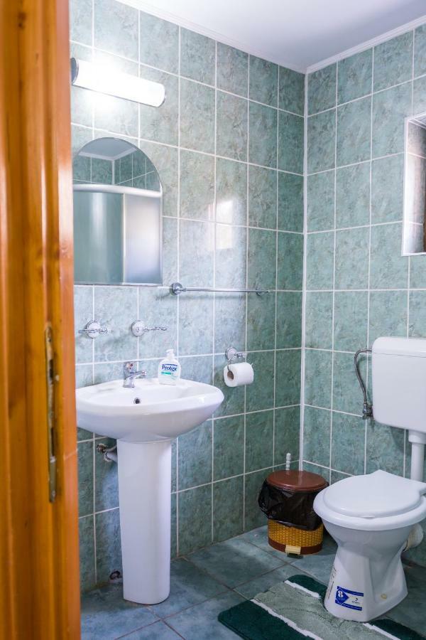 Casa Rares Sucevita Esterno foto